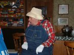 t_halloween04.jpg (6257 bytes)